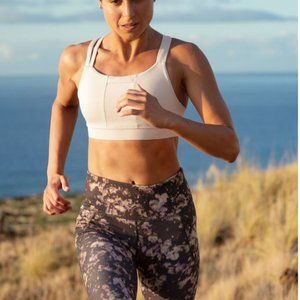 Oiselle Cream Sports Bra